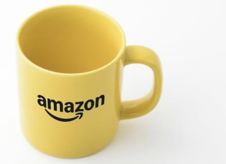 シンプルで飽きのこないデザインとAmazon限定の特別感